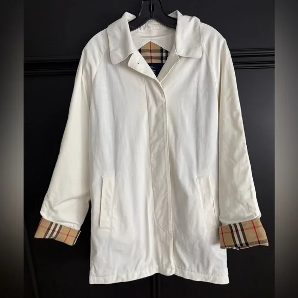 Burberry Cream Single Breasted Trench Coat - Picture 8 of 16
